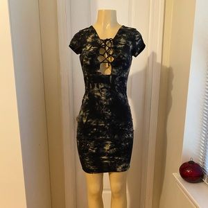 Unique dress size M, black and beige print